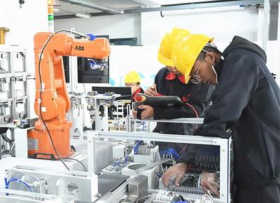 瞄準機器換人核心技術(shù)，金職機電學子省賽折桂